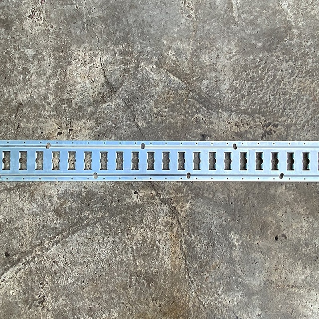 Такелажная рейка крепления груза L91.1